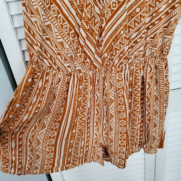 Aztec Romper - Boho Style w/ Pockets! - Picture 3 of 4